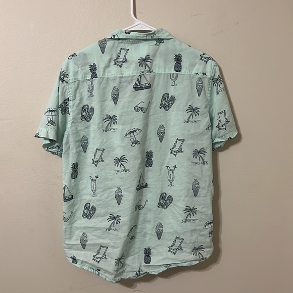 Free Planet Summer Button Down - Picture 4 of 4